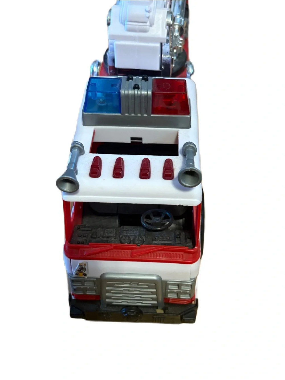 Fire Truck with Extendable White Ladder & Water Spray Kid Connection